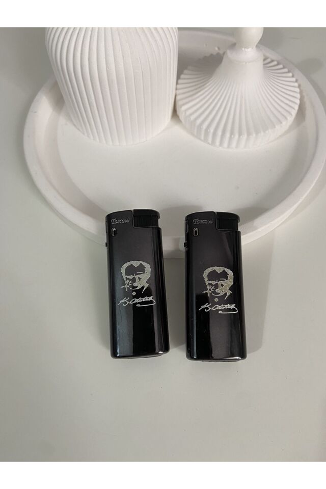 Atatürk portreli ve imzali çakmak