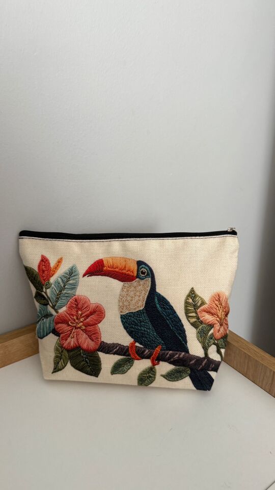 Tukan Kuşu Fermuarlı Çanta (Pembe Renk)